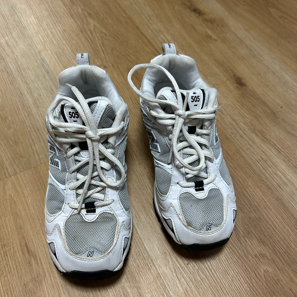 New Balance 505 White and Gray Athletic Shoes